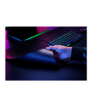 Razer | Strider Gaming Mouse Mat, XXL | Black