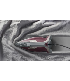 TEFAL | FV6870E0 | Steam Iron | 2800 W | Water tank capacity 270 ml | Continuous steam 40 g/min | Red/Grey