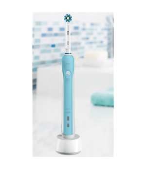 Oral-B Electric Toothbrush Pro 700 CrossAction Rechargeable For adults Number of brush heads included 1 Number of teeth brushing