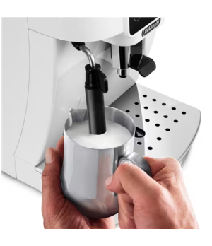 Delonghi Coffee Maker Magnifica Start Pump pressure 15 bar Built-in milk frother Fully automatic 1450 W